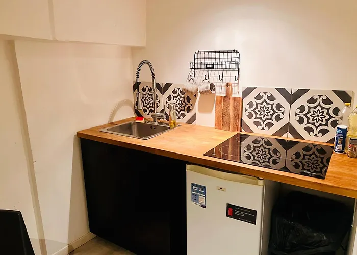 5- Les Tilleuls Roses